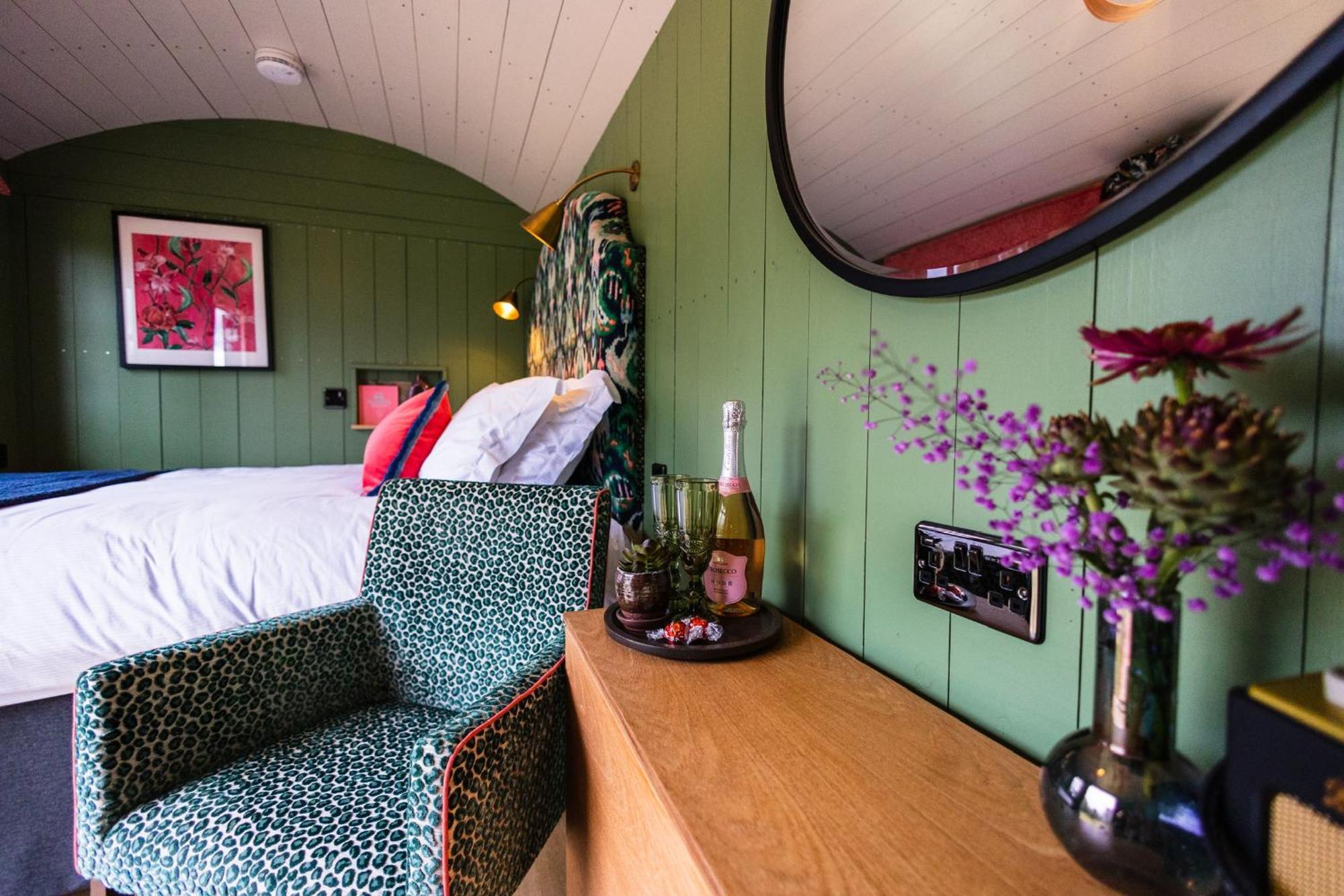 Toadland Shepherd Huts Durham Exterior photo